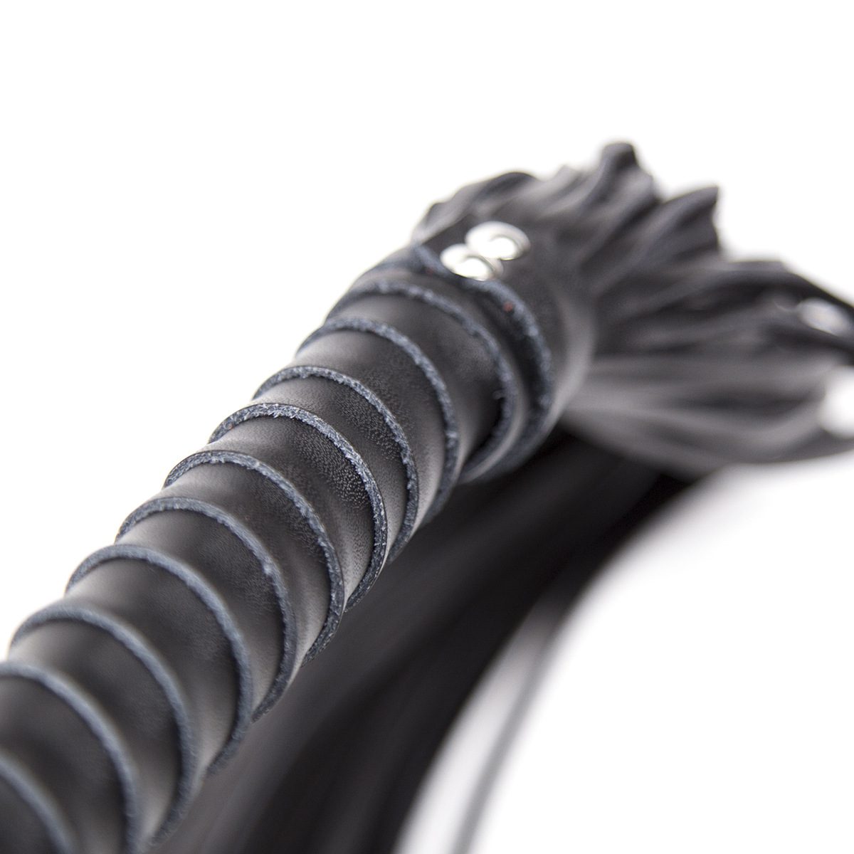 Leather Flogger Whip with Wrapped Handle - Image 4